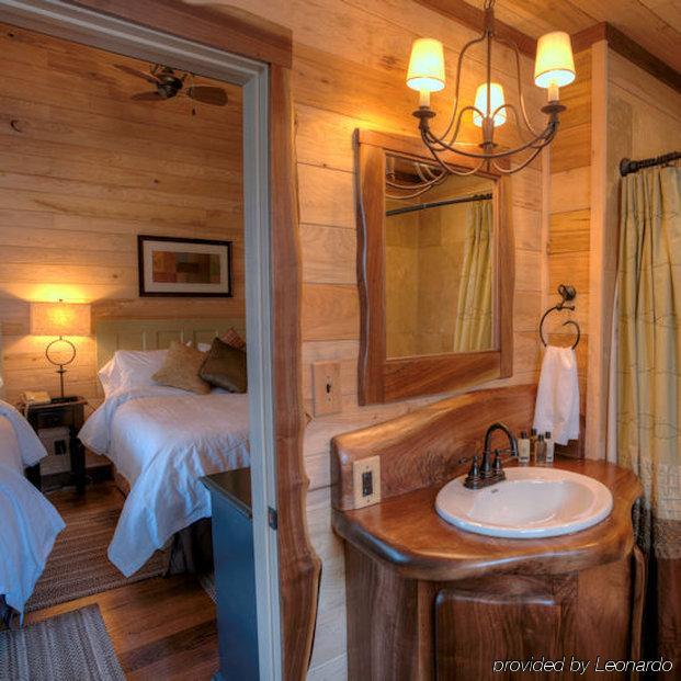 The Resort At Schlitterbahn New Braunfels Room photo