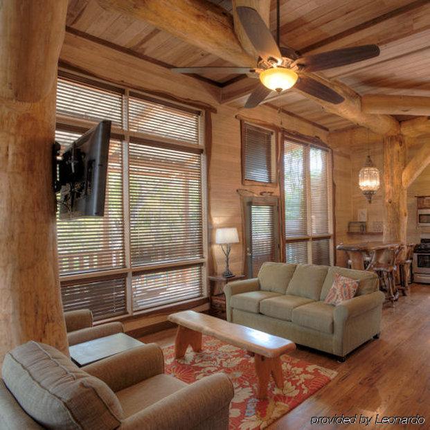 The Resort At Schlitterbahn New Braunfels Room photo
