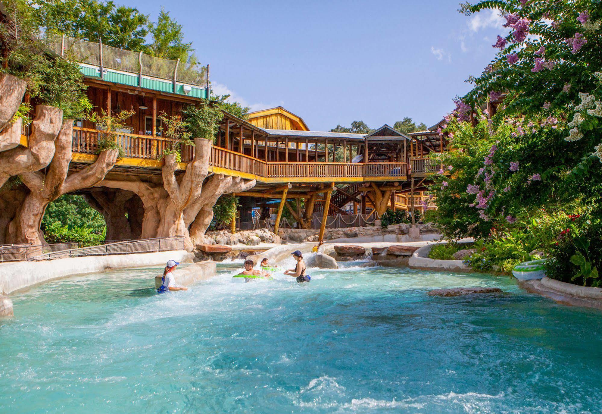 The Resort At Schlitterbahn New Braunfels Exterior photo